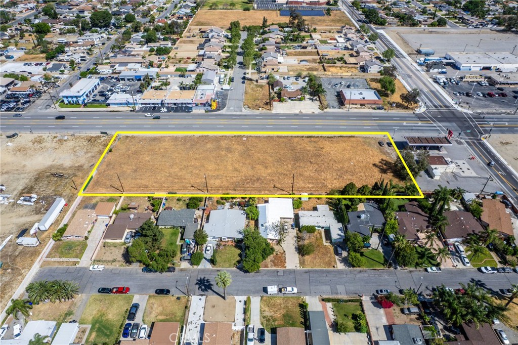 18045 Foothill Property Photo 10