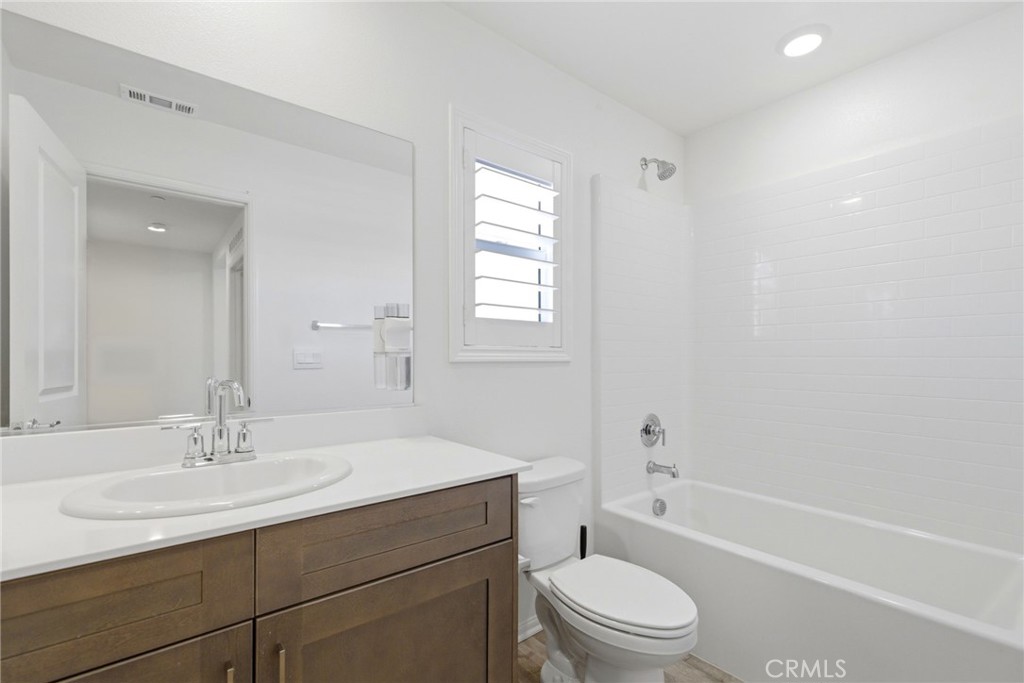13936 Vantage Property Photo 27