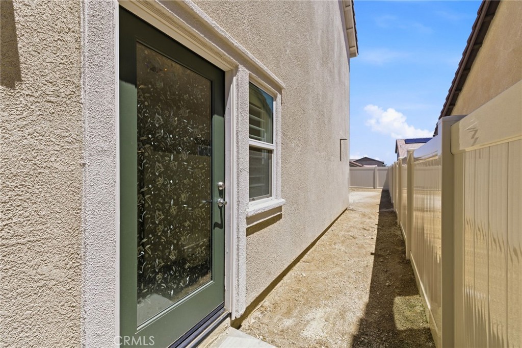 13936 Vantage Property Photo 28