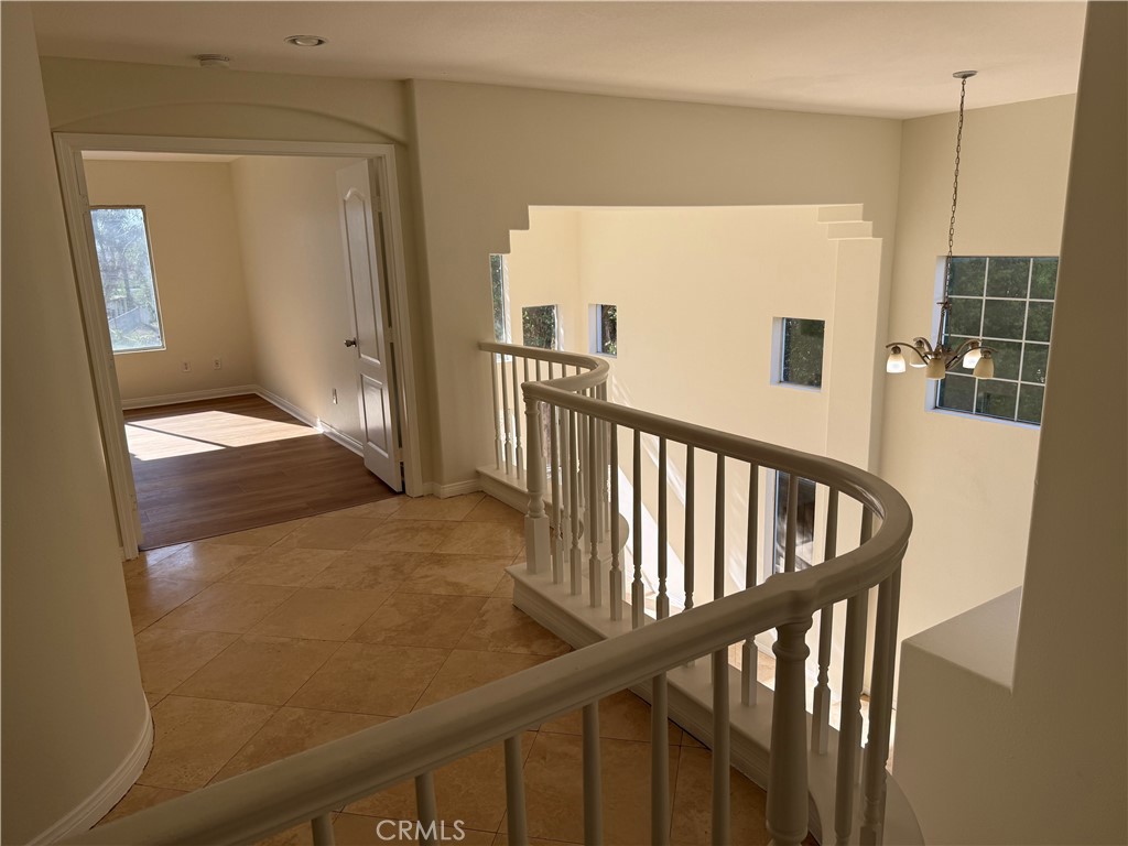 15635 Oliver Street Property Photo 9
