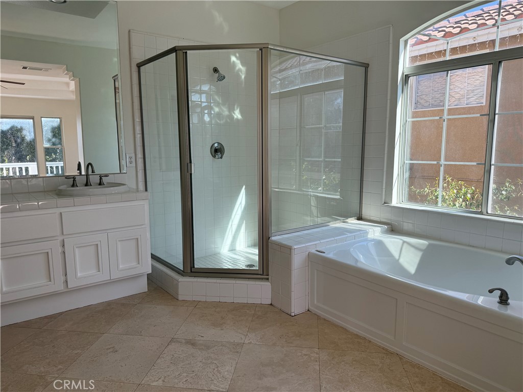 15635 Oliver Street Property Photo 12