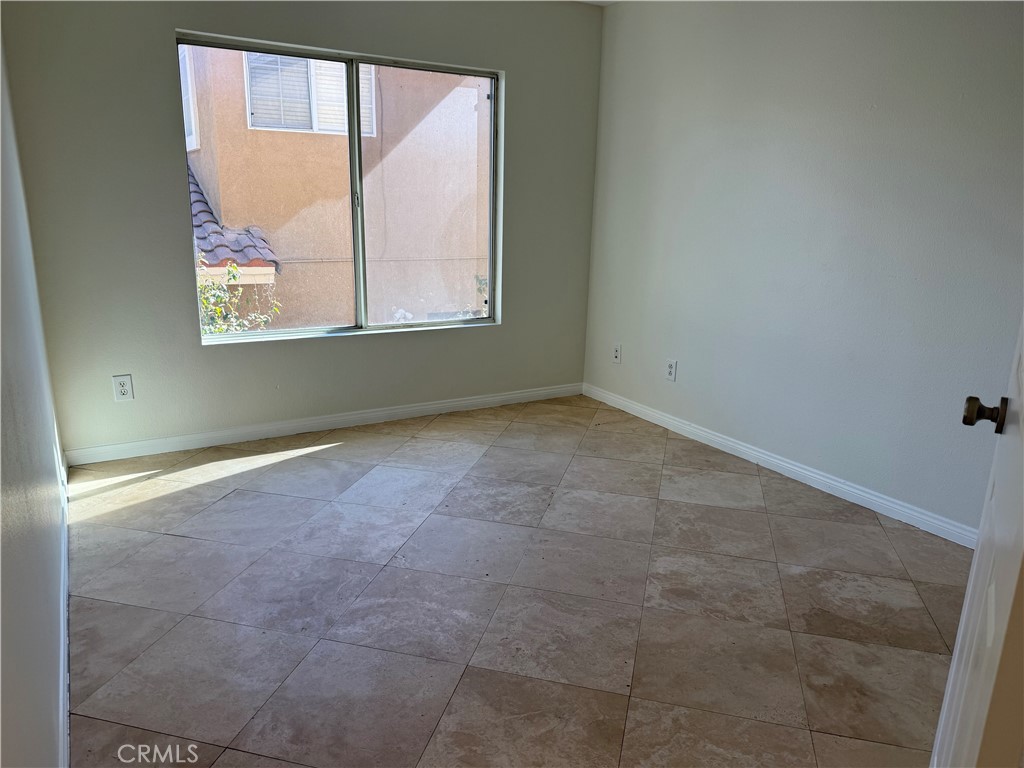15635 Oliver Street Property Photo 16