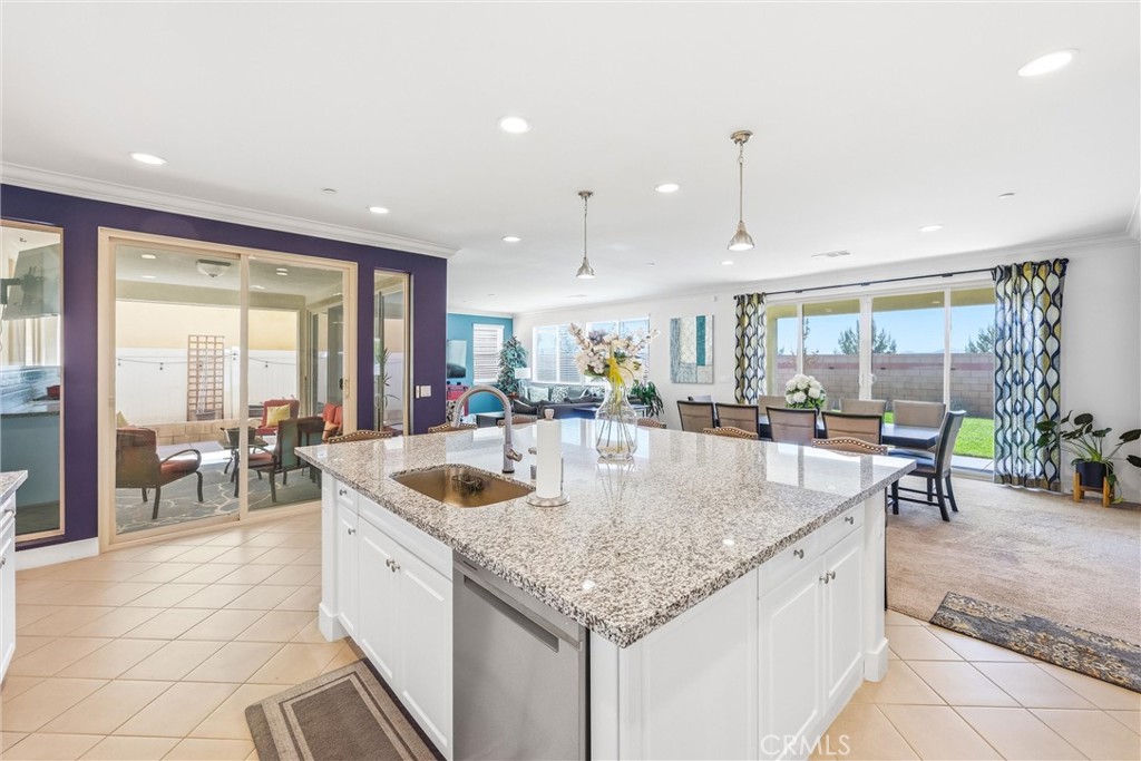 1619 Croton Street Property Photo 10