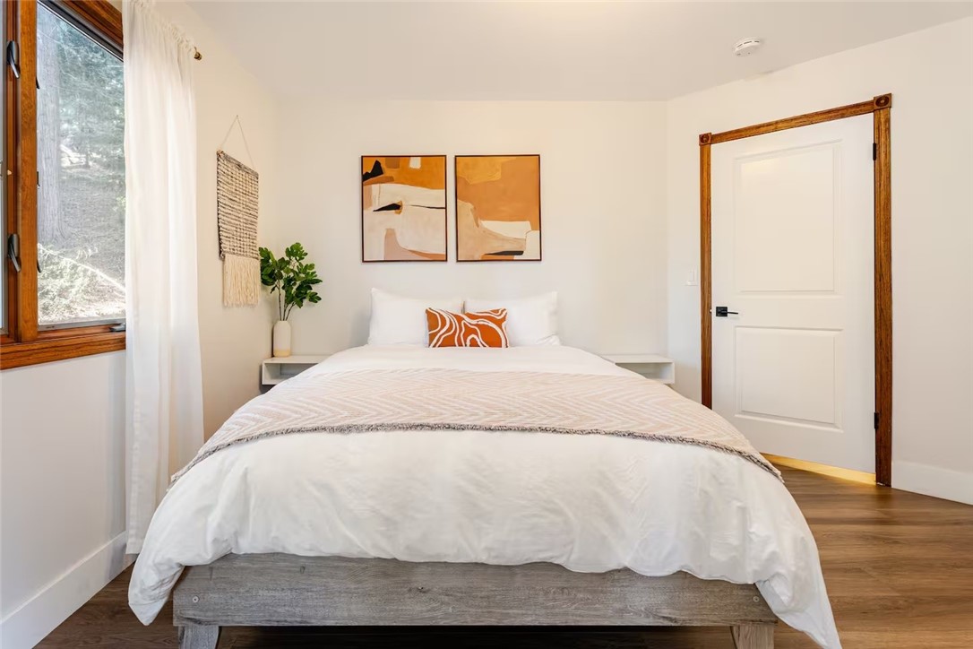 24656 Bernard Property Photo 40