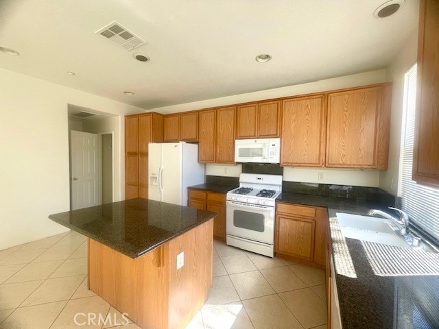 7434 Freeport Property Photo 10