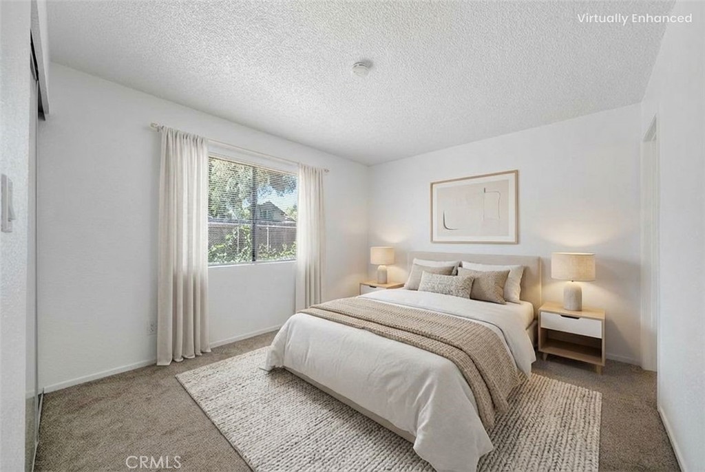 1909 N Summit Property Photo 26