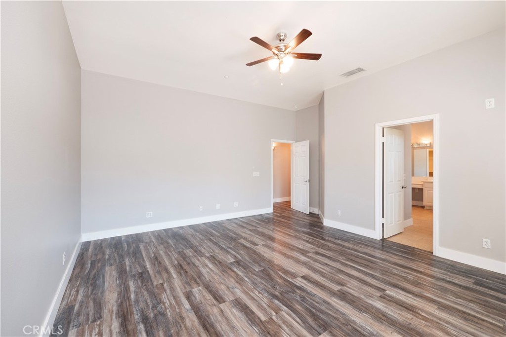 8715 Dufferin Property Photo 14