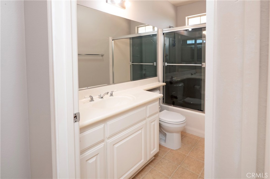 8715 Dufferin Property Photo 23
