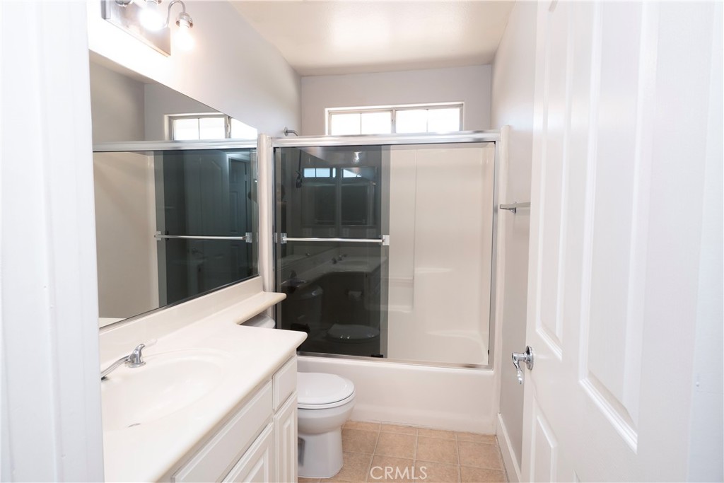 8715 Dufferin Property Photo 24