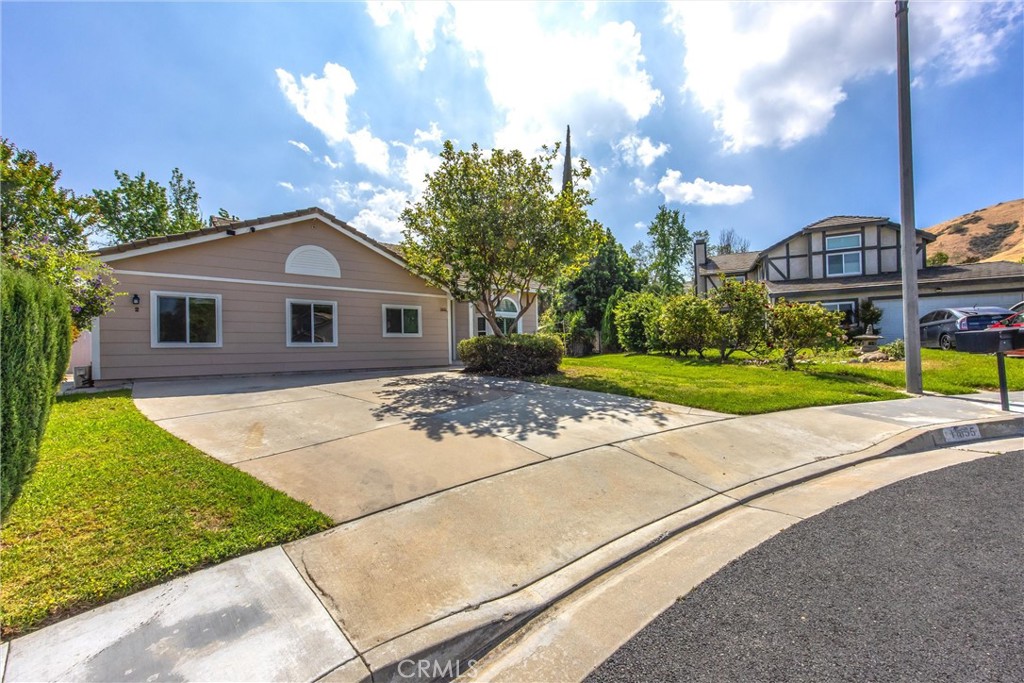 11855 Beverly Court Property Photo 8