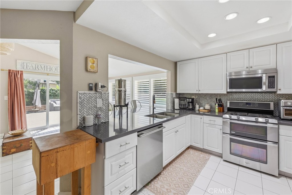 11855 Beverly Court Property Photo 18
