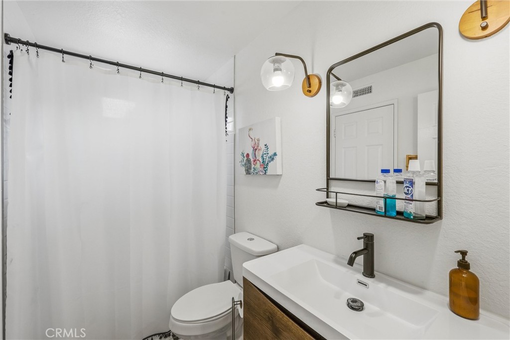 11855 Beverly Court Property Photo 33