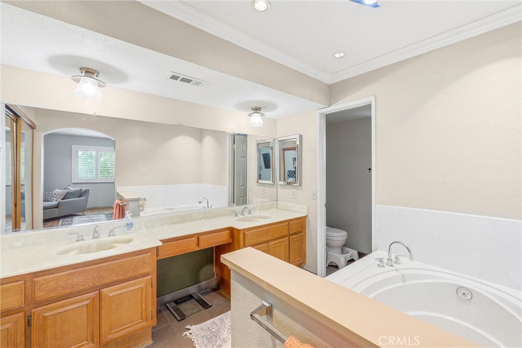 11855 Beverly Court Property Photo 38