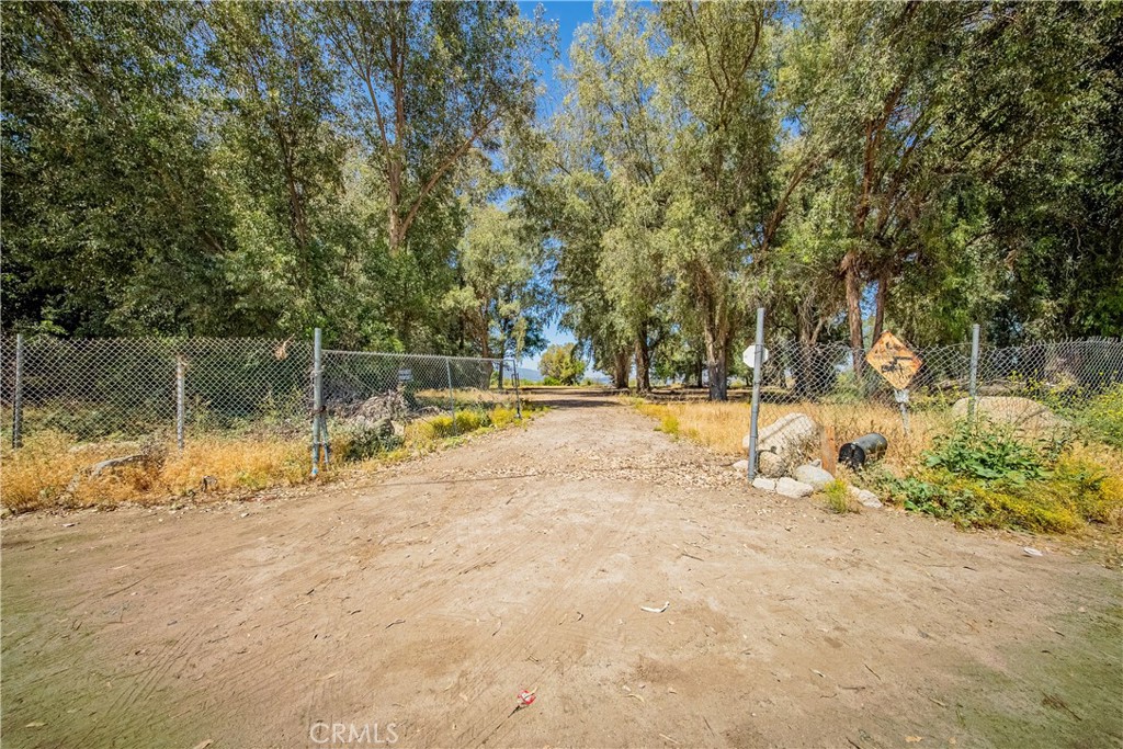 18240 Grand Property Photo 9