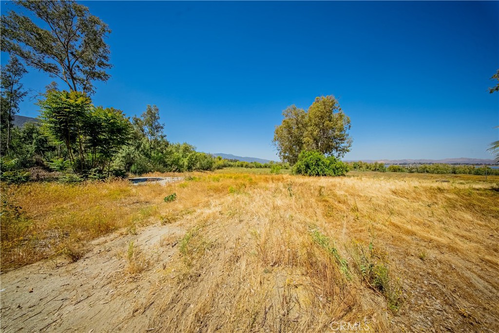 18240 Grand Property Photo 13