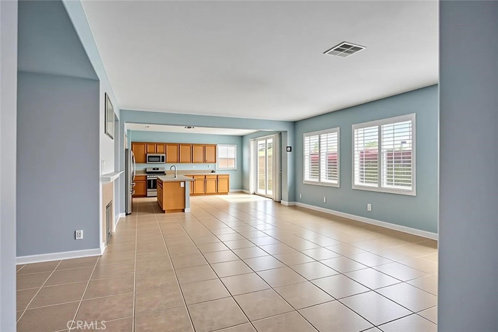 27336 Delphinium Property Photo 2
