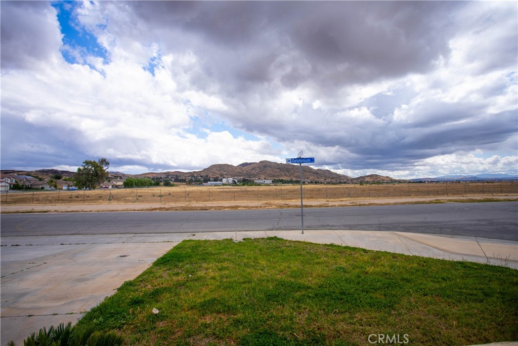 27336 Delphinium Property Photo 18