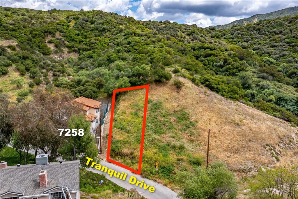 7266 Tranquil Drive Property Photo 3