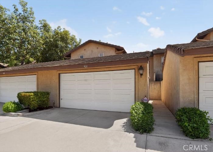 928 S Glendora Property Photo 3