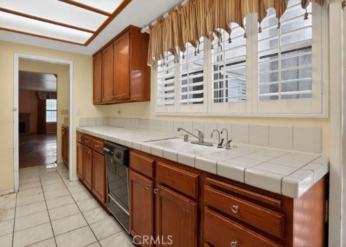 928 S Glendora Property Photo 11