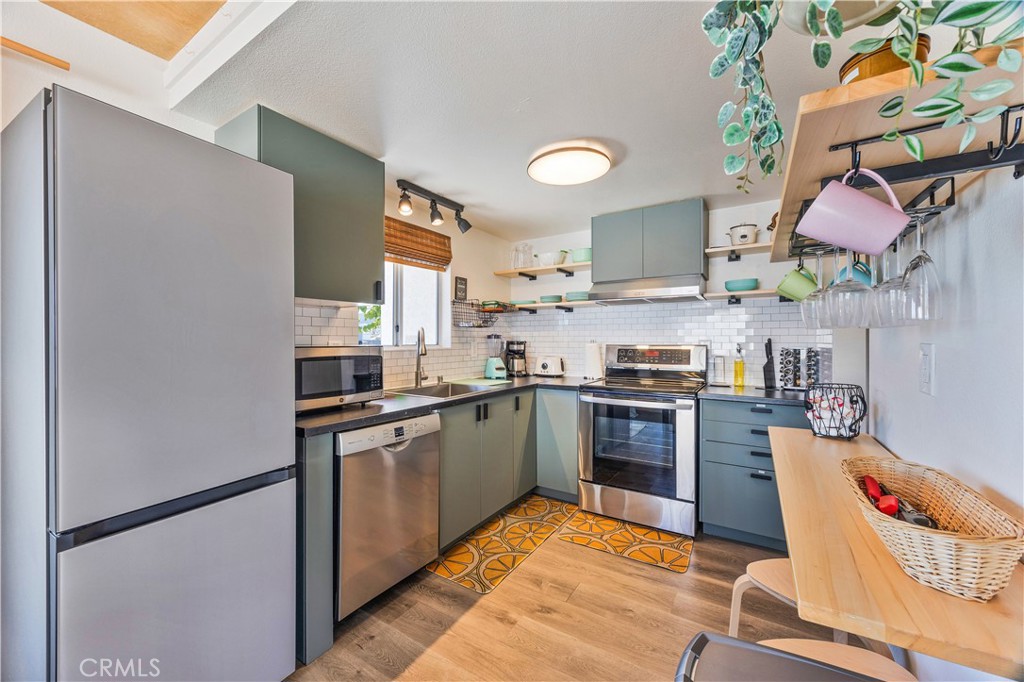 6123 Scenic Property Photo 6