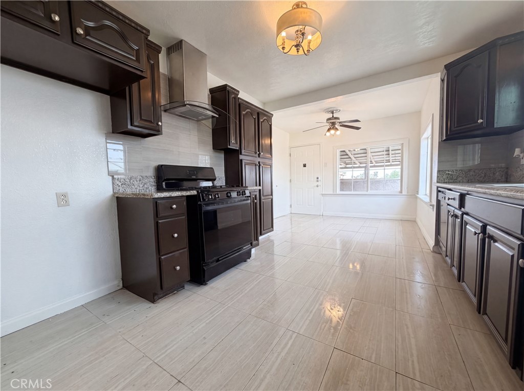 11950 Lee Avenue Property Photo 2