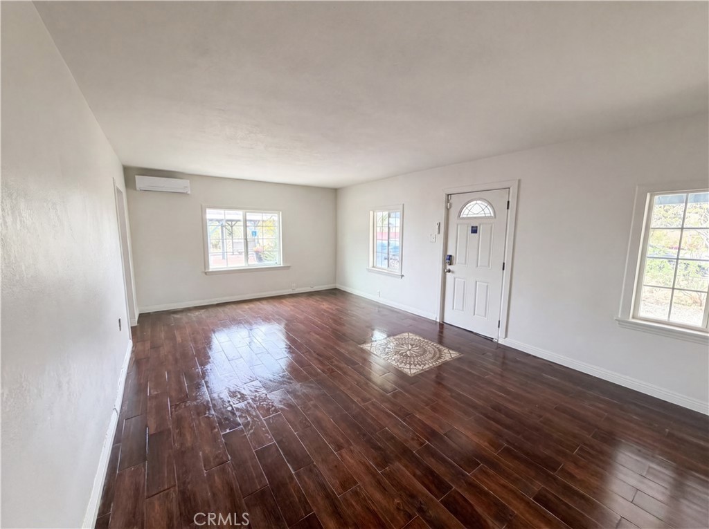 11950 Lee Avenue Property Photo 6