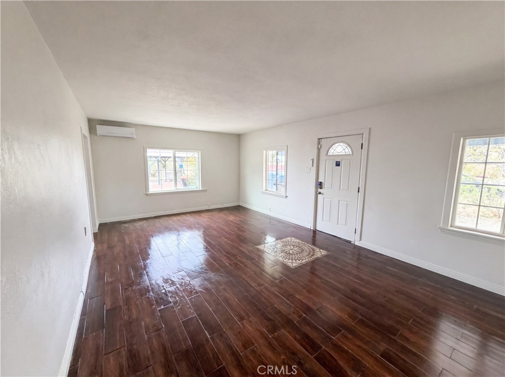 11950 Lee Avenue Property Photo 6