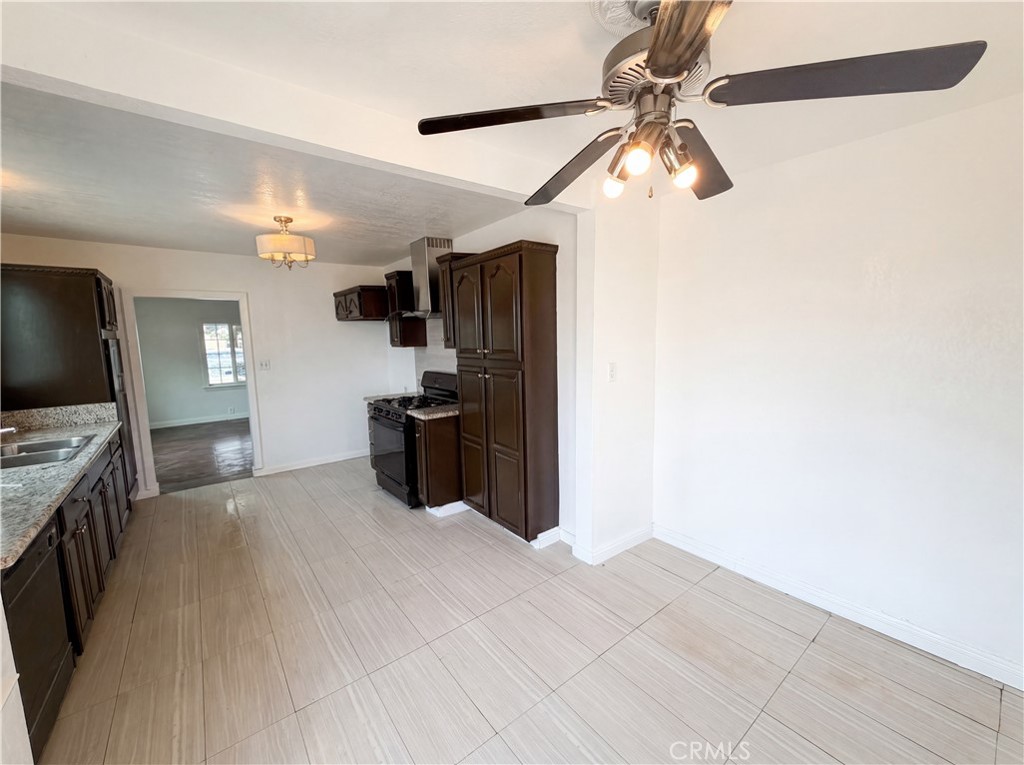 11950 Lee Avenue Property Photo 7