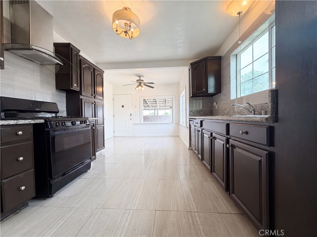11950 Lee Avenue Property Photo 7