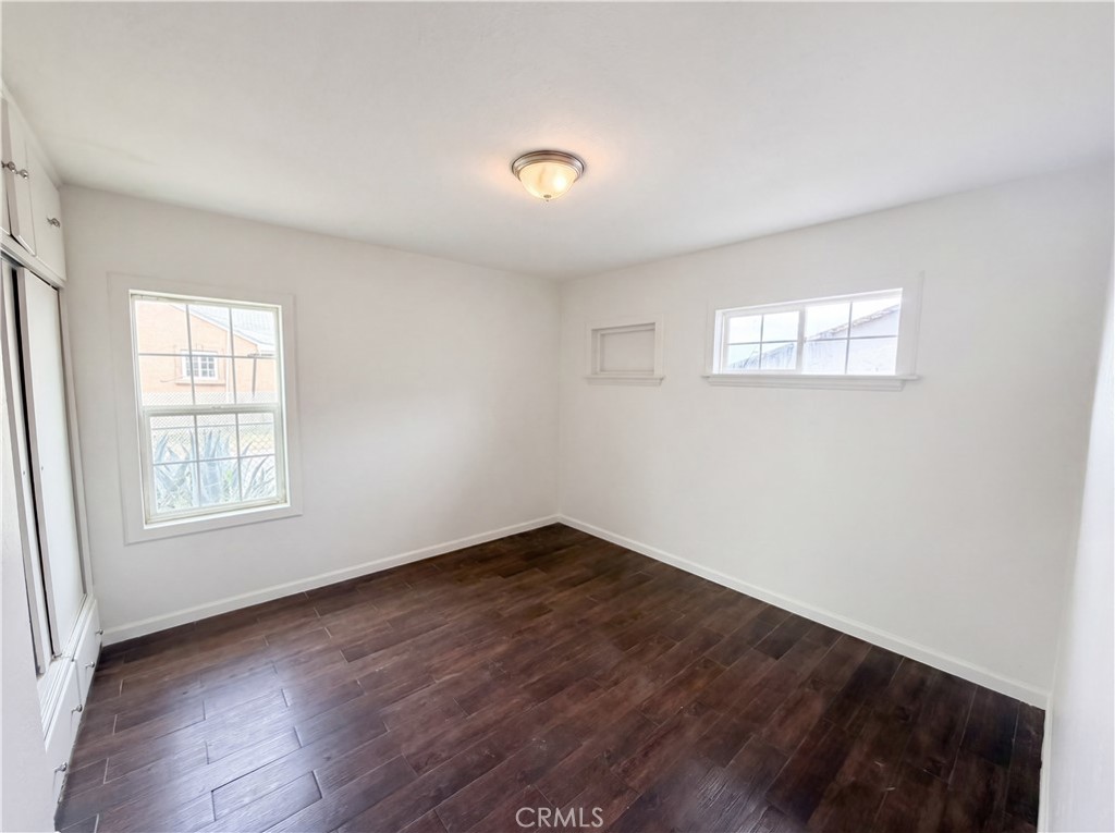 11950 Lee Avenue Property Photo 9
