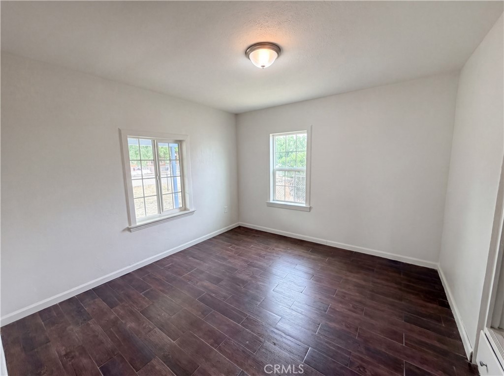 11950 Lee Avenue Property Photo 11