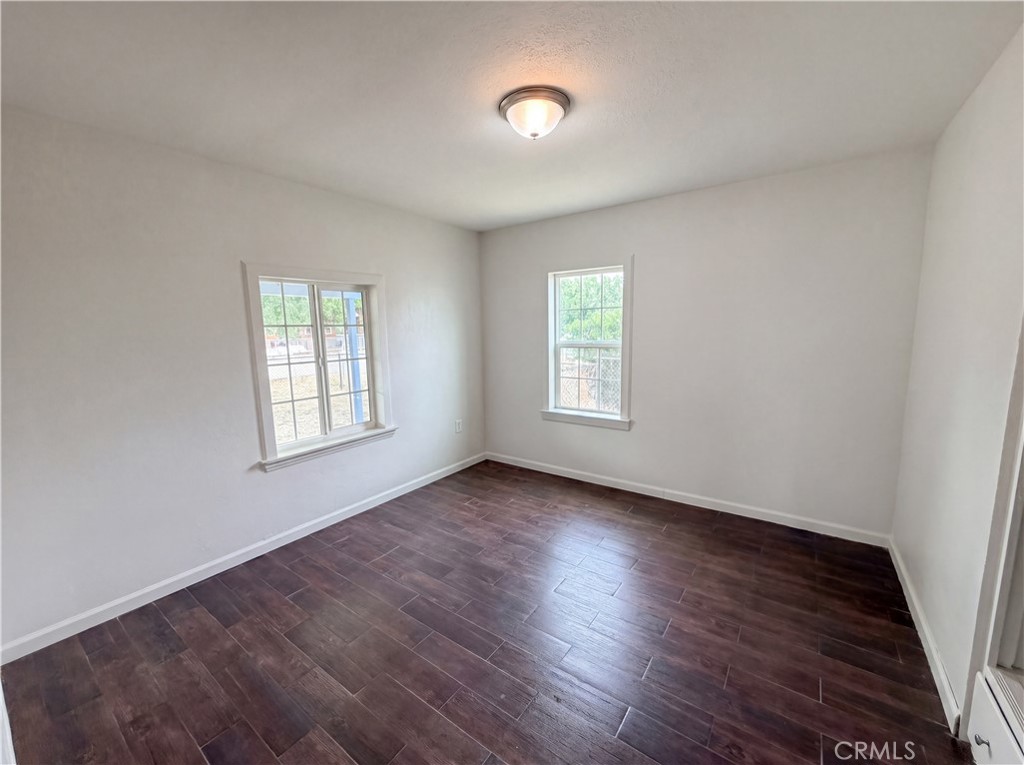11950 Lee Avenue Property Photo 11