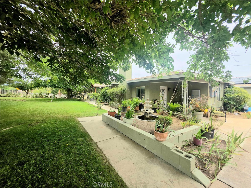 16486 Hughes Road Property Photo 1