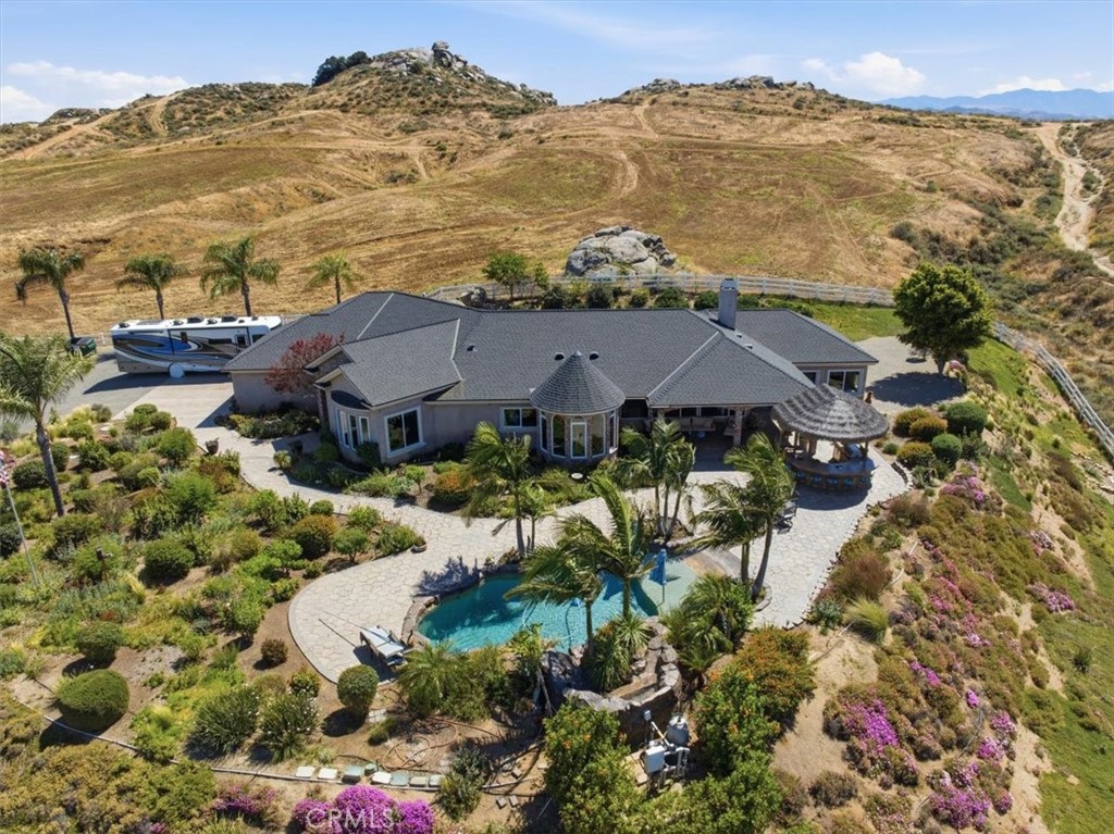 17041 Frankland Property Photo 9