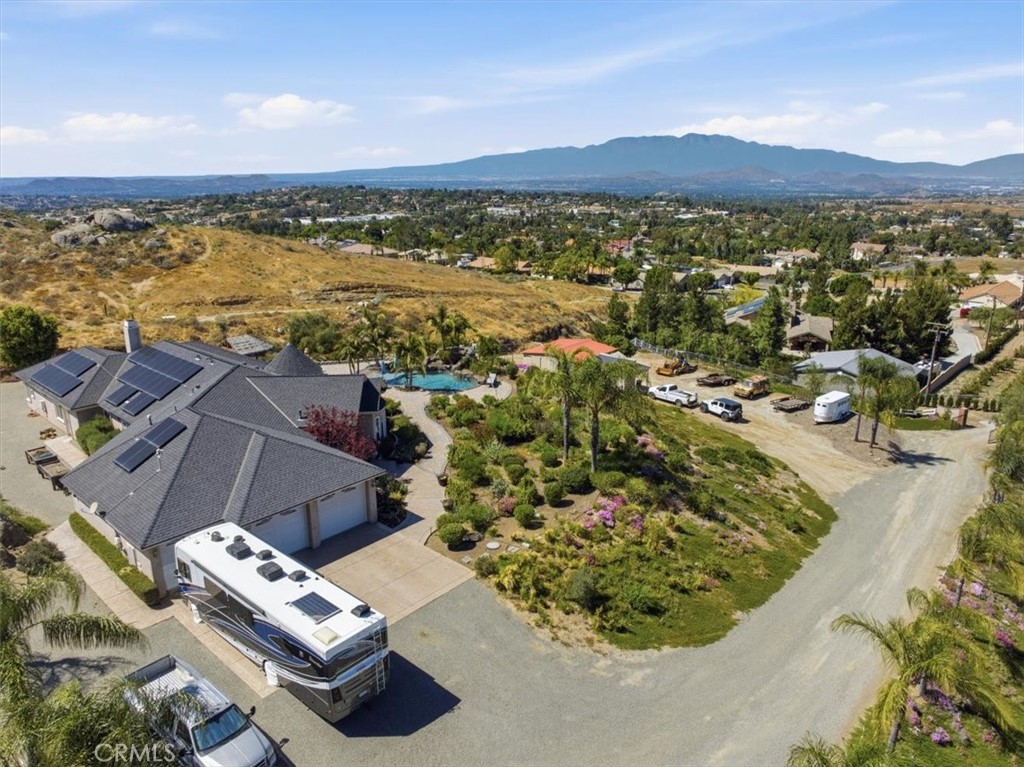 17041 Frankland Property Photo 12