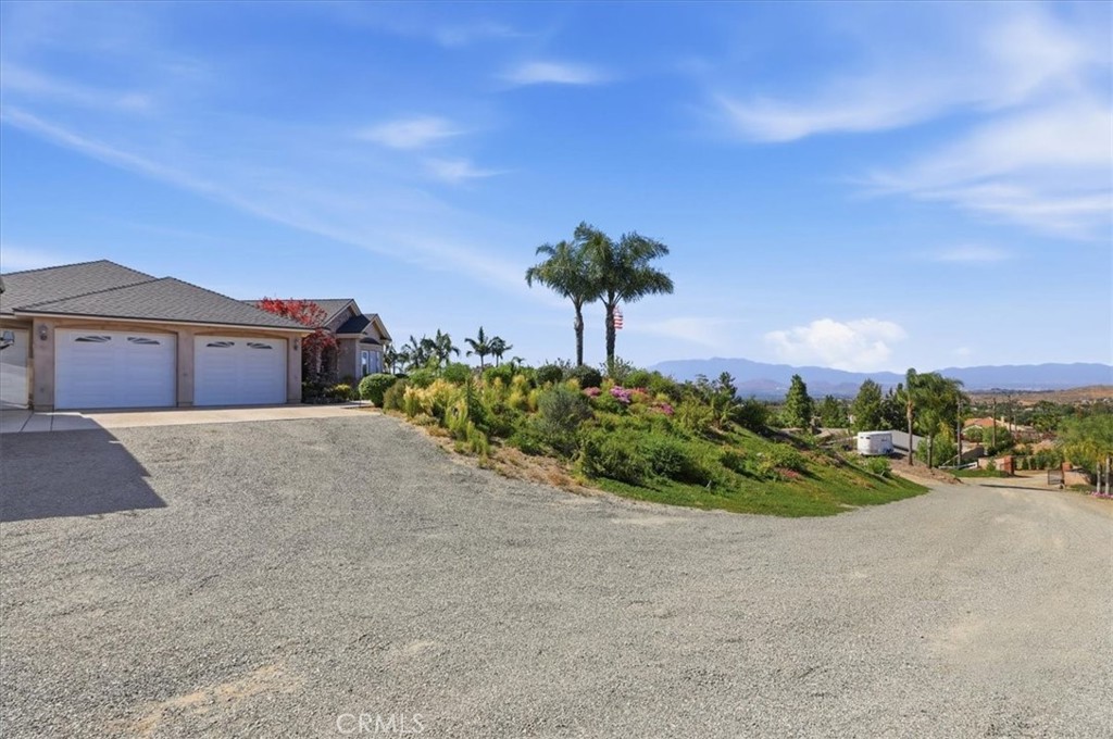 17041 Frankland Property Photo 13