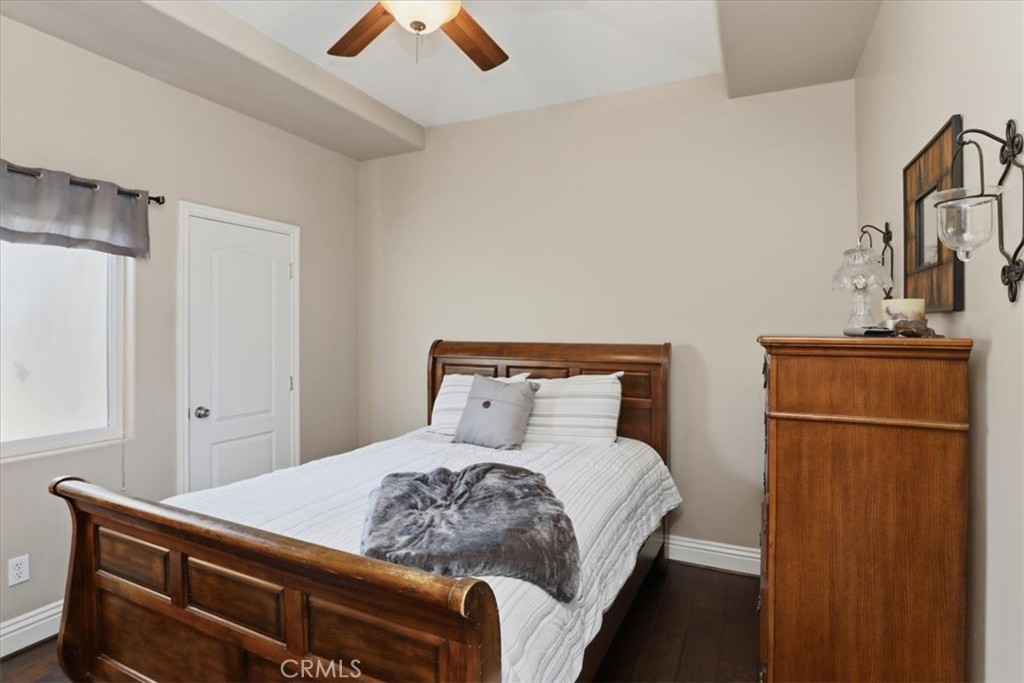 17041 Frankland Property Photo 35