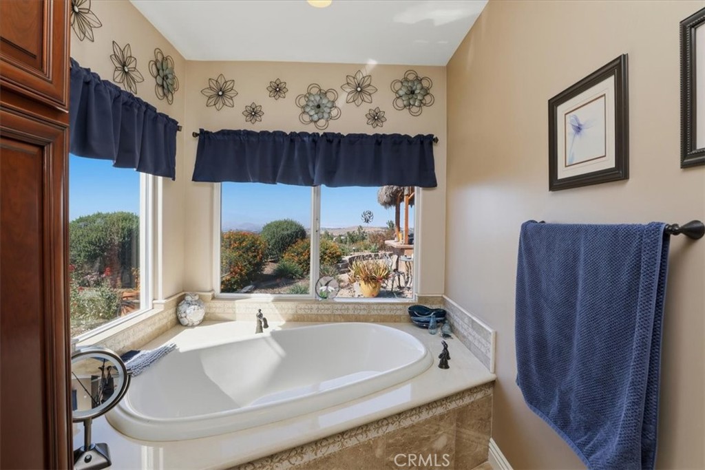 17041 Frankland Property Photo 41
