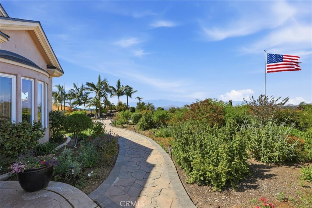 17041 Frankland Property Photo 49