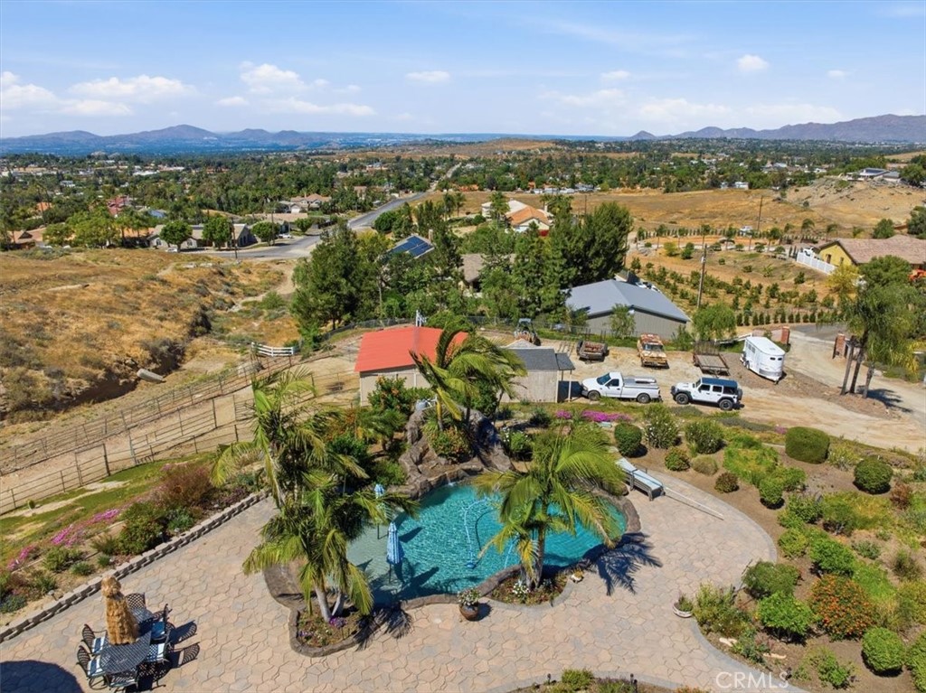 17041 Frankland Property Photo 52