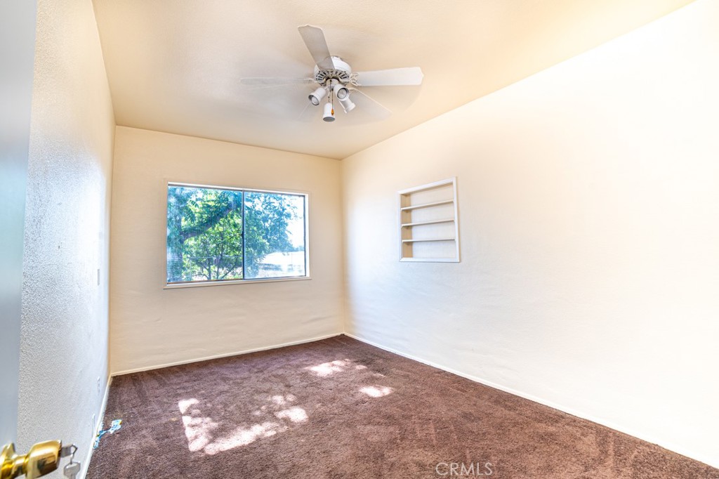 13426 4th Property Photo 11
