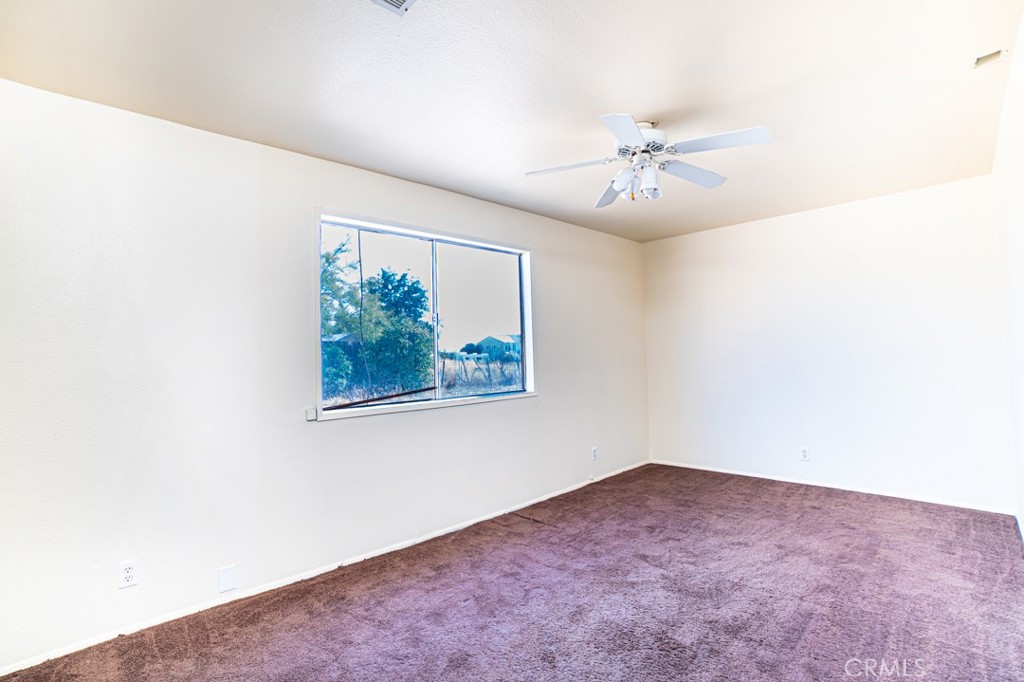 13426 4th Property Photo 12