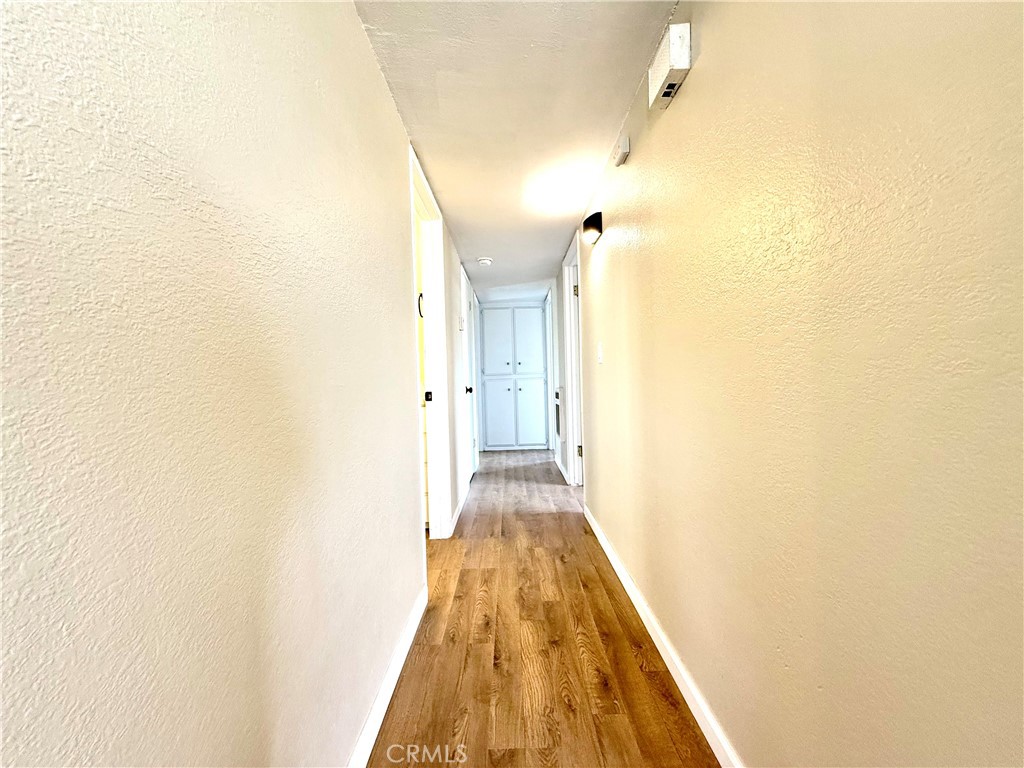 930 W Franklin Avenue Property Photo 15