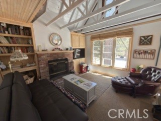 658 Yukon Property Photo 2