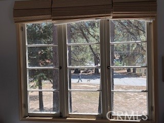 658 Yukon Property Photo 4