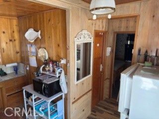 658 Yukon Property Photo 10
