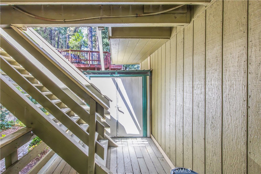 24098 Skyland Property Photo 4