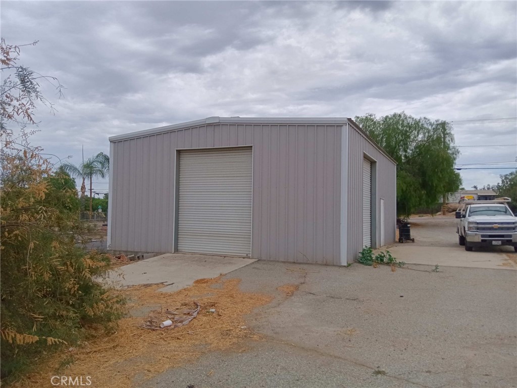 22540 Markham Street Property Photo 19