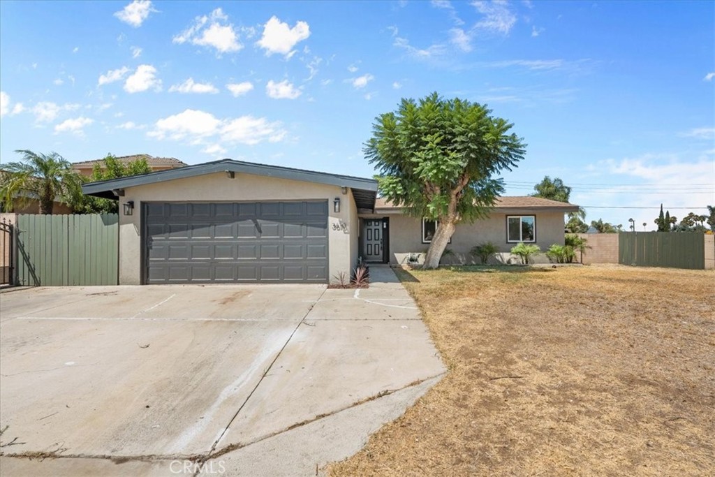 3670 Briarvale